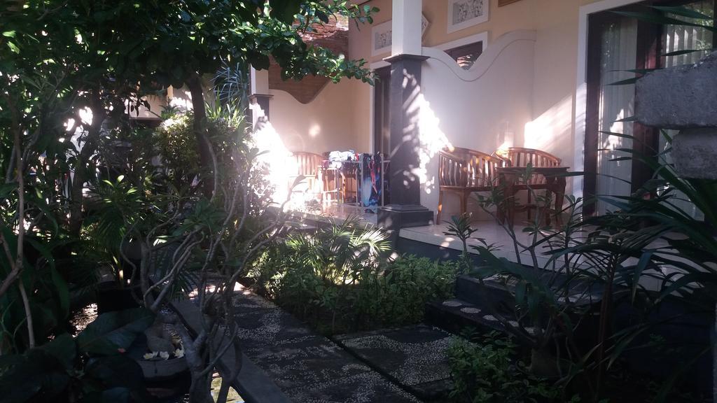 Warung Jemeluk & Home Stay Amed  Exterior photo